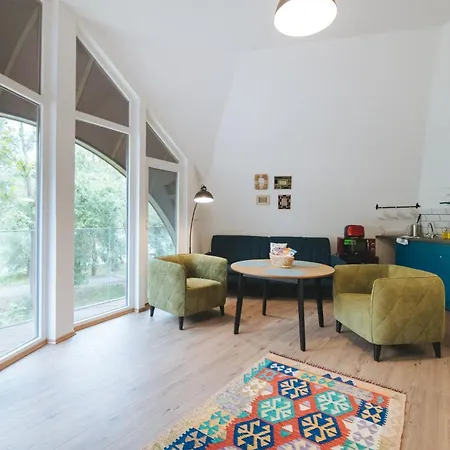 Lombhaz Apartament *